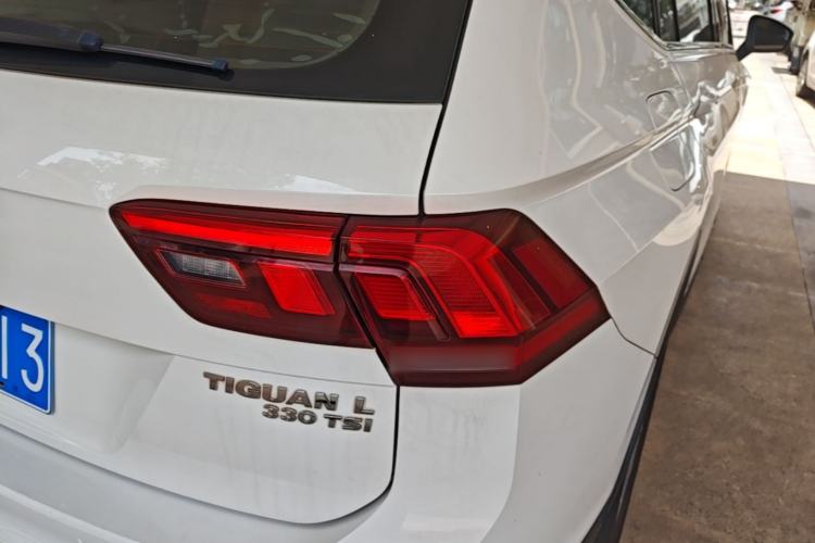Used Volkswagen Tiguan L 2018 330TSI Automatic Two-Wheel Drive Luxury Edition Right Rear Taillight