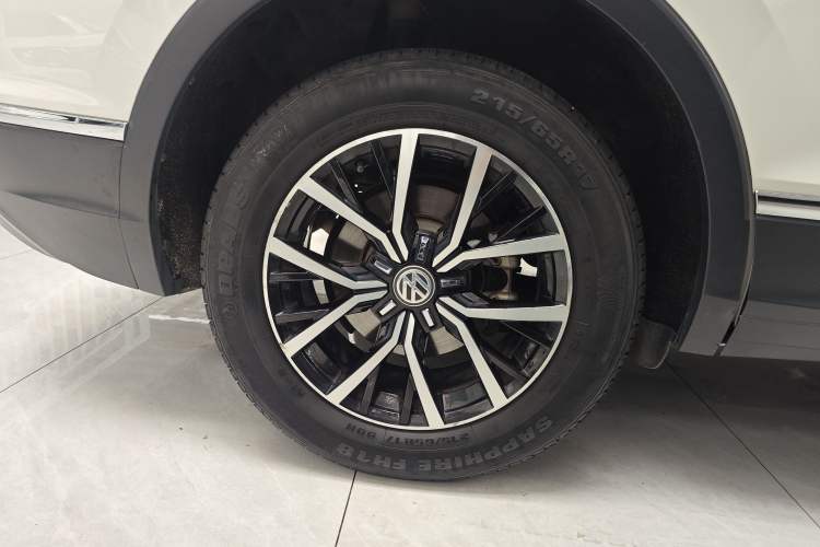Used Volkswagen Tiguan L 2018 330TSI Automatic Two-Wheel Drive Luxury Edition Right Rear Wheel Hub