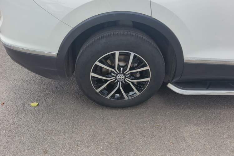 Used Volkswagen Tiguan L 2018 Facelift 330TSI Automatic Two-Wheel Drive Luxury Edition Right Rear Wheel Hub