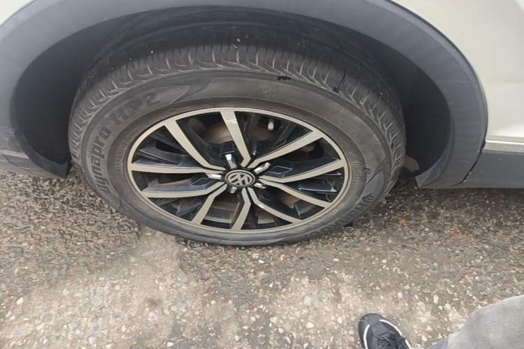 Used Volkswagen Tiguan L 2018 330TSI Automatic Two-Wheel Drive Comfort Edition Right Rear Wheel Hub