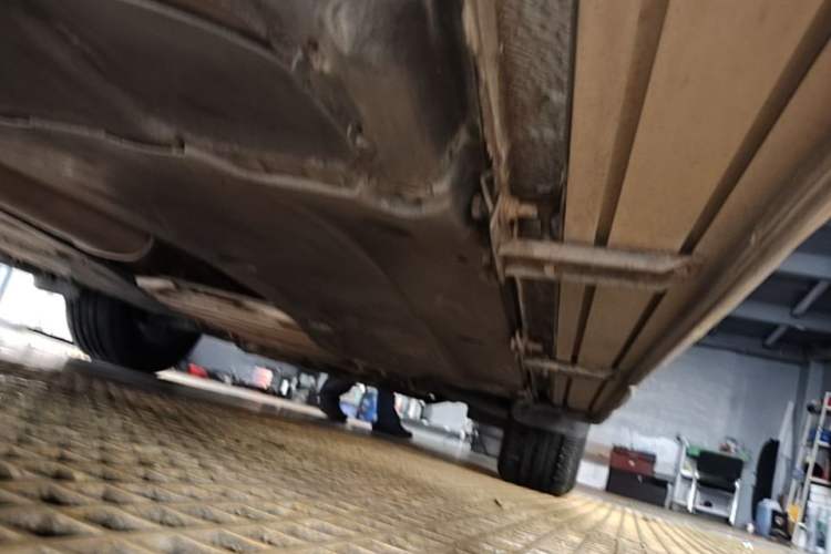 Used Volkswagen Tiguan L 2018 330TSI Automatic Two-Wheel Drive Luxury Edition Right Side Sill