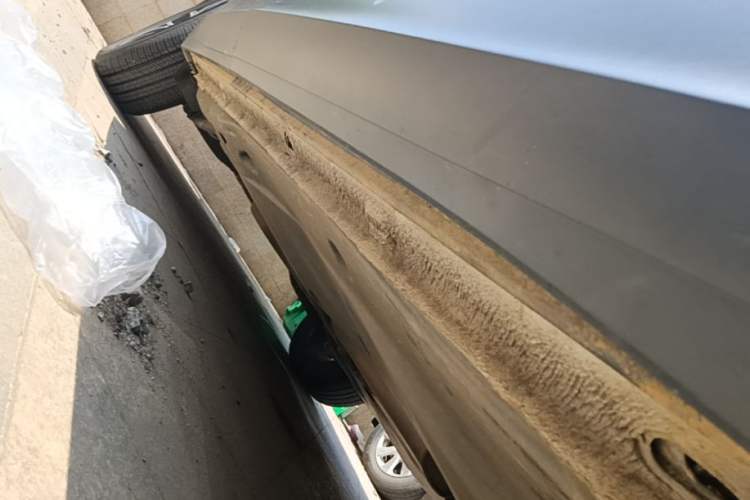 Used Volkswagen Tiguan L 2018 330TSI Automatic Two-Wheel Drive Luxury Edition Right Side Sill