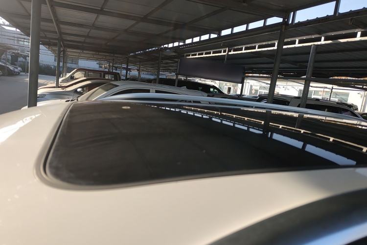 Used Volkswagen Tiguan L 2018 Facelift 330TSI Automatic Two-Wheel Drive Luxury Edition Roof