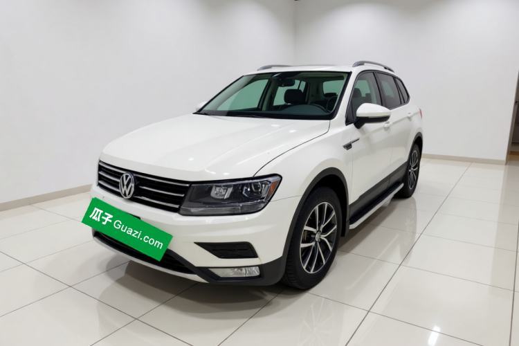 Volkswagen Tiguan L 2018 330TSI Automatic Two-Wheel Drive Luxury Edition d’occasion Guazi used car, China used car export, Used car for sale, Used cars, Cheapest cars for sale