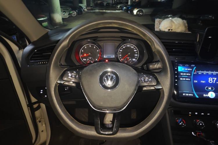Used Volkswagen Tiguan L 2018 330TSI Automatic Two-Wheel Drive Luxury Edition Steering Wheel