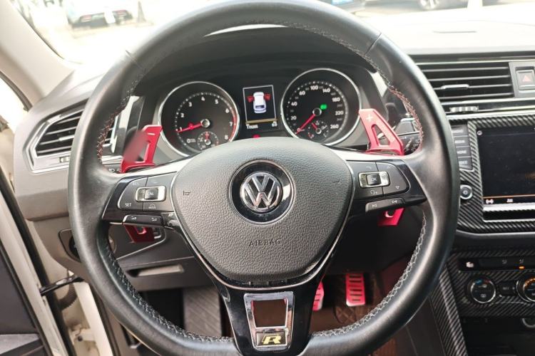 Used Volkswagen Tiguan L 2018 330TSI Automatic Two-Wheel Drive Comfort Edition Steering Wheel