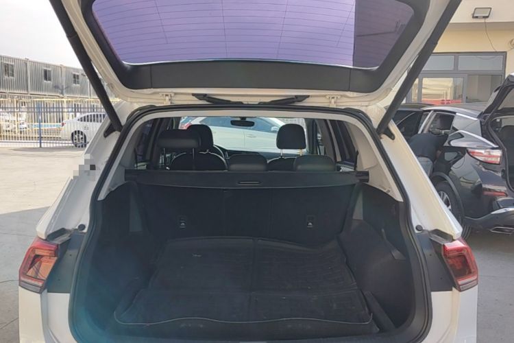 Used Volkswagen Tiguan L 2018 330TSI Automatic Two-Wheel Drive Flagship Edition Trunk