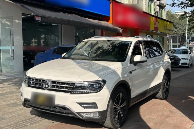Used Volkswagen Tiguan L 2018 330TSI Automatic Two-Wheel Drive Flagship Edition Guazi used car, China used car export, Used car for sale, Used cars, Cheapest cars for sale
