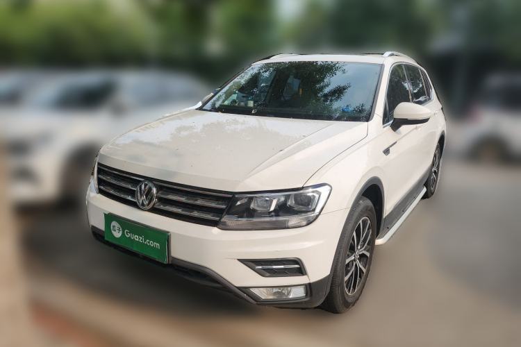 Used Volkswagen Tiguan L 2018 330TSI Automatic Two-Wheel Drive Luxury Edition Guazi used car, China used car export, Used car for sale, Used  cars, Cheapest cars for sale
