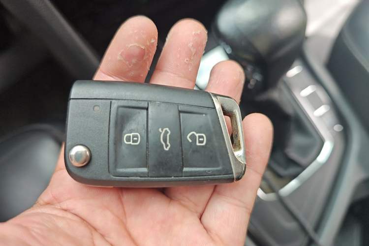 Used Volkswagen Tiguan L 2018 330TSI Automatic Two-Wheel Drive Luxury Edition Vehicle Key