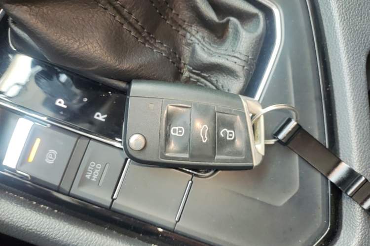 Used Volkswagen Tiguan L 2018 330TSI Automatic Two-Wheel Drive Flagship Edition Vehicle Key