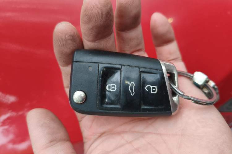 Used Volkswagen Tiguan L 2018 330TSI Automatic Two-Wheel Drive Luxury Edition Vehicle Key