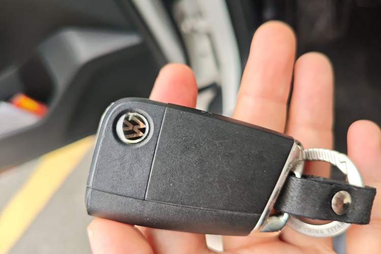 Used Volkswagen Tiguan L 2018 330TSI Automatic Two-Wheel Drive Luxury Edition Vehicle Key