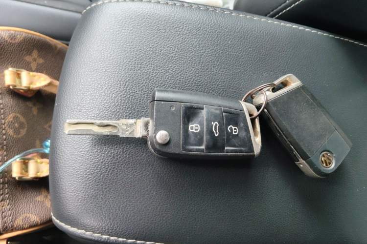 Used Volkswagen Tiguan L 2018 330TSI Automatic Two-Wheel Drive Comfort Edition Vehicle Key