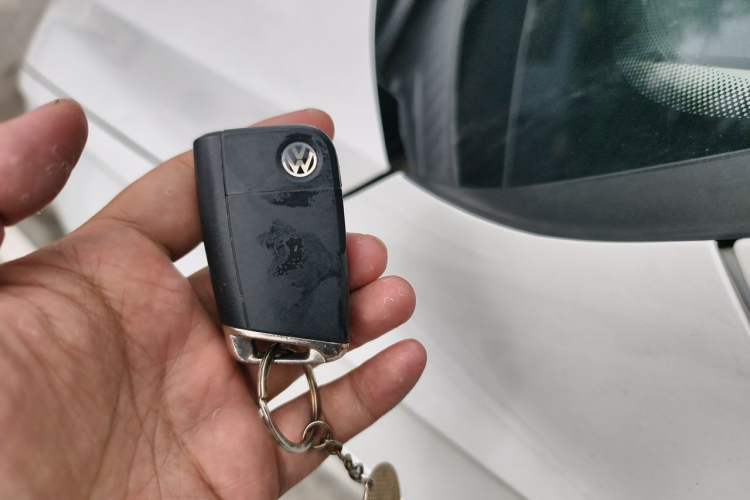 Used Volkswagen Tiguan L 2018 330TSI Automatic Two-Wheel Drive Luxury Edition Vehicle Key