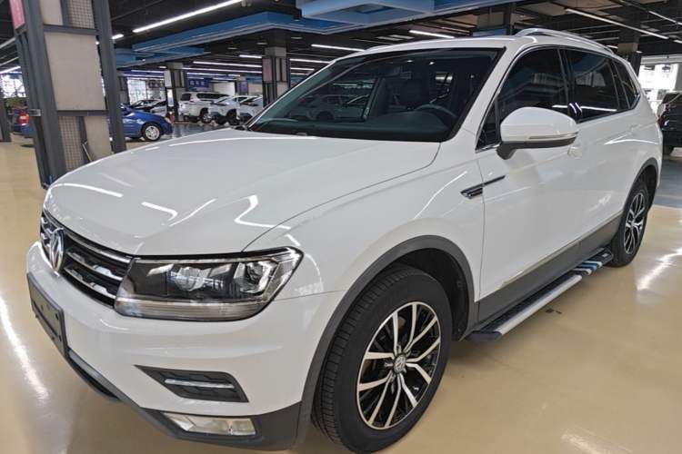 Used Volkswagen Tiguan L 2018 Facelift 330TSI Automatic Two-Wheel Drive Luxury Edition Guazi used car, China used car export, Used car for sale, Used cars, Cheapest cars for sale