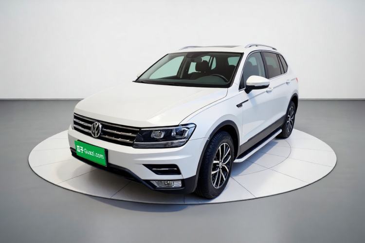 Volkswagen Tiguan L 2018 330TSI Automatic Two-Wheel Drive Luxury Edition d’occasion Guazi used car, China used car export, Used car for sale, Used cars, Cheapest cars for sale