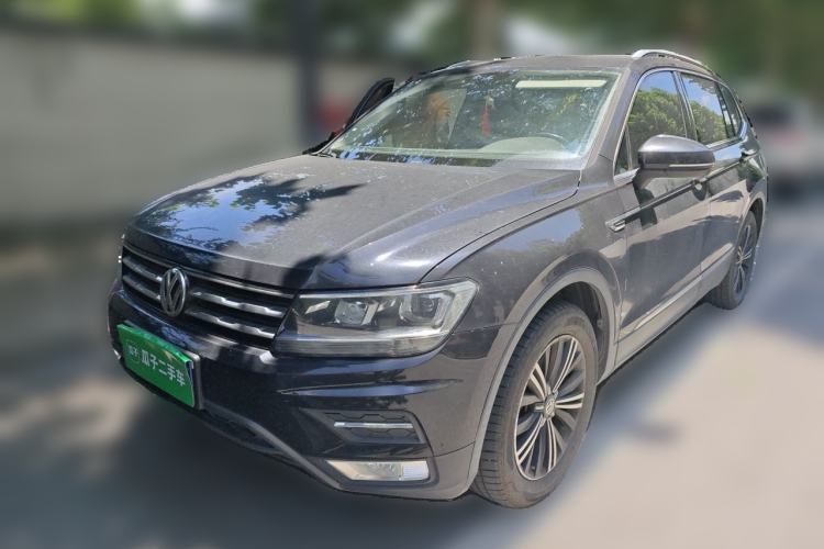 Used Volkswagen Tiguan L 2019 330TSI Automatic Two-Wheel Drive Panoramic Comfort Edition China VI Standard Guazi used car, China used car export, Used car for sale, Used cars, Cheapest cars for sale