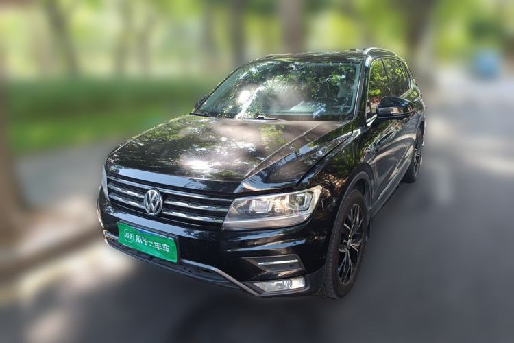 Used Volkswagen Tiguan L 2019 330TSI Automatic Two-Wheel Drive Smart Luxury Version China VI Standard Guazi used car, China used car export, Used car for sale, Used cars, Cheapest cars for sale
