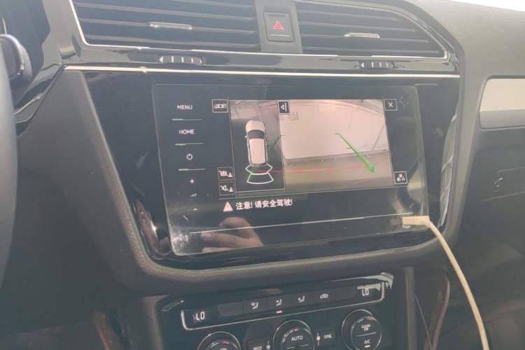 Used Volkswagen Tiguan L 2019 Updated Version 330TSI Automatic Two-Wheel Drive Panoramic Comfort Edition China VI Standard Audio And AC Panel
