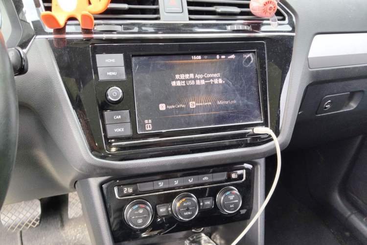 Used Volkswagen Tiguan L 2019 330TSI Automatic Two-Wheel Drive Panoramic Comfort Edition China V Standard Audio And AC Panel