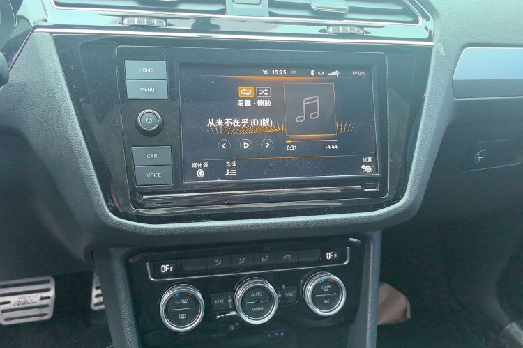 Used Volkswagen Tiguan L 2019 330TSI Automatic Two-Wheel Drive Panoramic Comfort Edition China VI Standard Audio And AC Panel