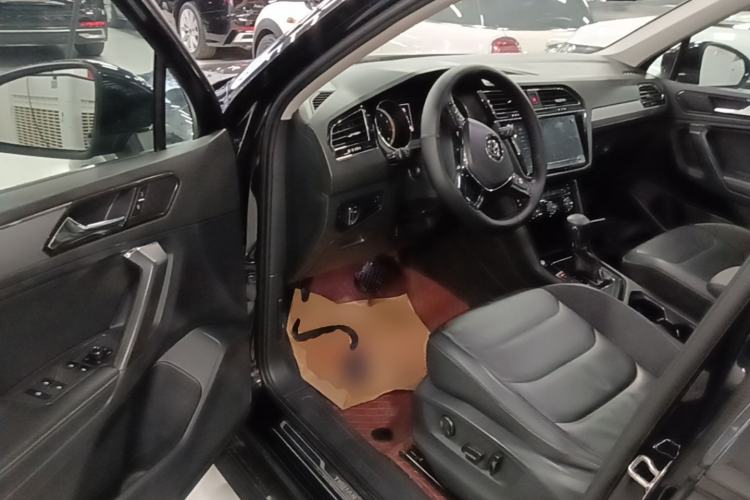 Used Volkswagen Tiguan L 2019 Updated Version 330TSI Automatic Two-Wheel Drive Panoramic Comfort Edition China VI Standard Driver Seat