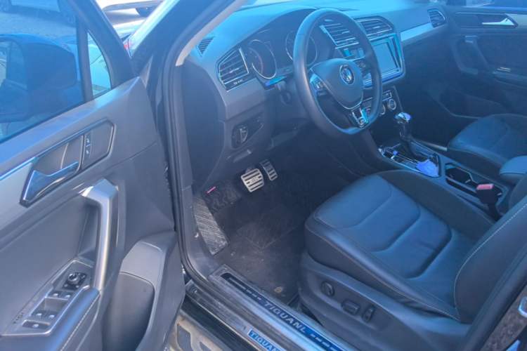 Used Volkswagen Tiguan L 2019 330TSI Automatic Two-Wheel Drive Panoramic Comfort Edition China VI Standard Driver Seat