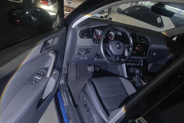 Used Volkswagen Tiguan L 2019 330TSI Automatic Two-Wheel Drive Smart Luxury Version China VI Standard Driver Seat