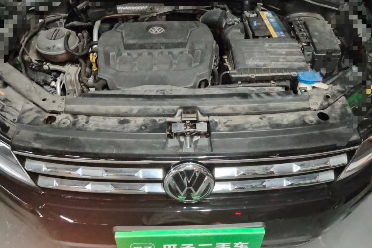 Used Volkswagen Tiguan L 2019 330TSI Automatic Two-Wheel Drive Smart Luxury Version China VI Standard Engine Bay