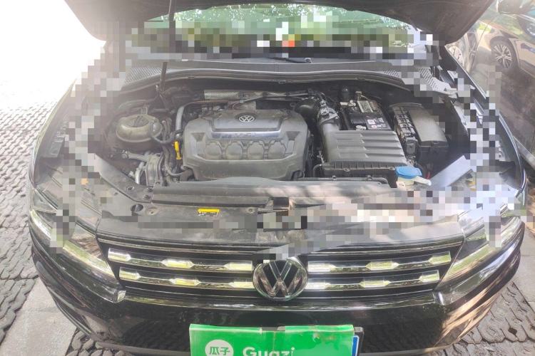 Used Volkswagen Tiguan L 2019 330TSI Automatic Two-Wheel Drive Luxury Edition China VI Standard Engine Bay