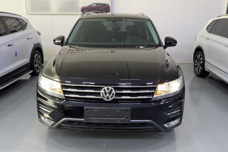 Used Volkswagen Tiguan L 2019 330TSI Automatic Two-Wheel Drive Panoramic Comfort Edition China VI Standard Exterior 1