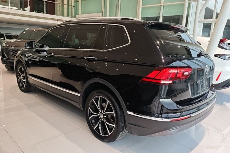 Used Volkswagen Tiguan L 2019 Revised 330TSI Automatic Two-Wheel Drive Smart & Luxury Edition China VI Standard Exterior 2