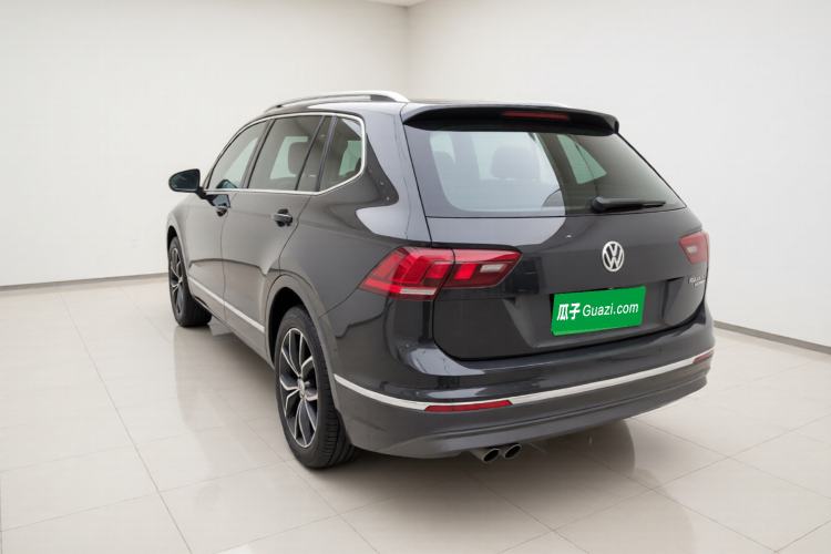 Used Volkswagen Tiguan L 2019 Revised 330TSI Automatic Two-Wheel Drive Smart & Luxury Edition China VI Standard Exterior 3