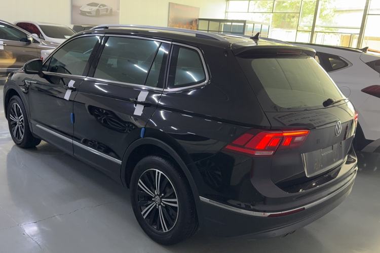 Used Volkswagen Tiguan L 2019 330TSI Automatic Two-Wheel Drive Panoramic Comfort Edition China VI Standard Exterior 3