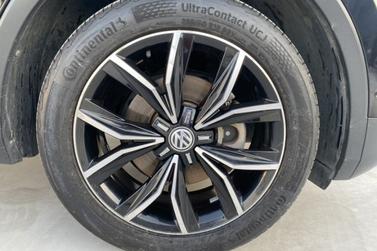 Used Volkswagen Tiguan L 2019 330TSI Automatic Two-Wheel Drive Smart Luxury Version China V Emission Standard Exterior 7