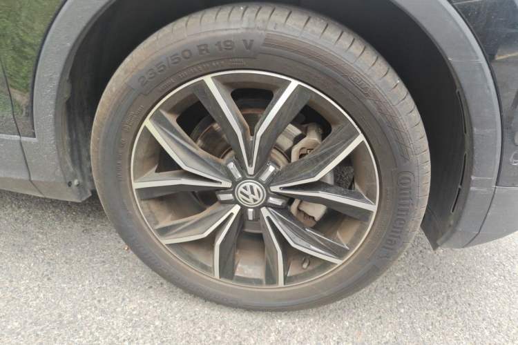 Used Volkswagen Tiguan L 2019 330TSI Automatic Two-Wheel Drive Smart Luxury Version China VI Standard Exterior 7