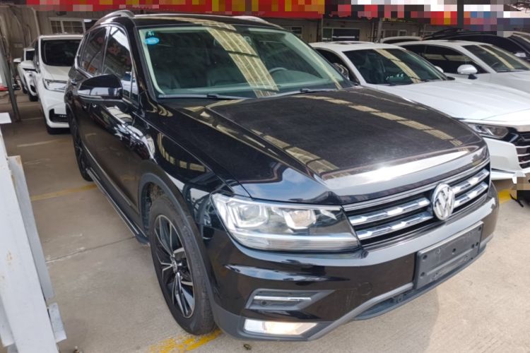 Used Volkswagen Tiguan L 2019 Revised 330TSI Automatic Two-Wheel Drive Smart & Luxury Edition China VI Standard Front Right 45 Deg