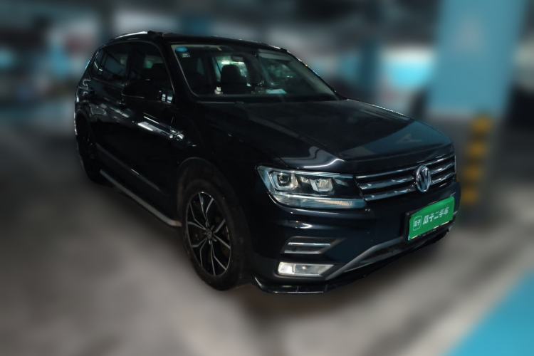 Used Volkswagen Tiguan L 2019 330TSI Automatic Two-Wheel Drive Smart Luxury Version China VI Standard Front Right 45 Deg