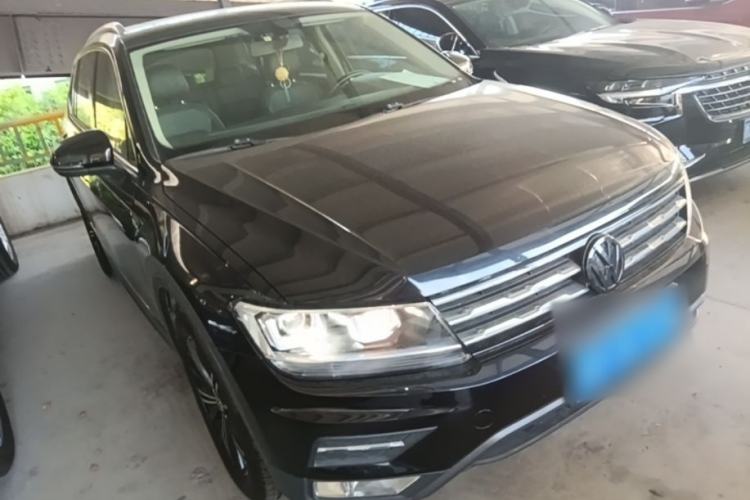 Used Volkswagen Tiguan L 2019 330TSI Automatic Two-Wheel Drive Panoramic Comfort Edition China VI Standard Front Right 45 Deg
