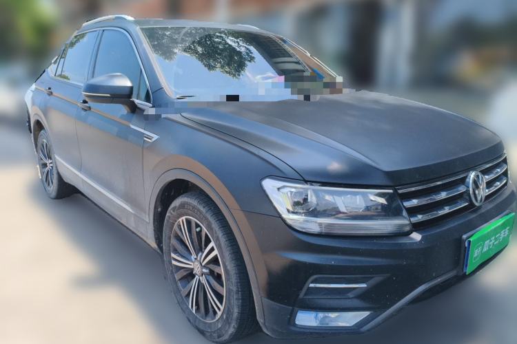 Used Volkswagen Tiguan L 2019 Updated Version 330TSI Automatic Two-Wheel Drive Panoramic Comfort Edition China VI Standard Front Right 45 Deg