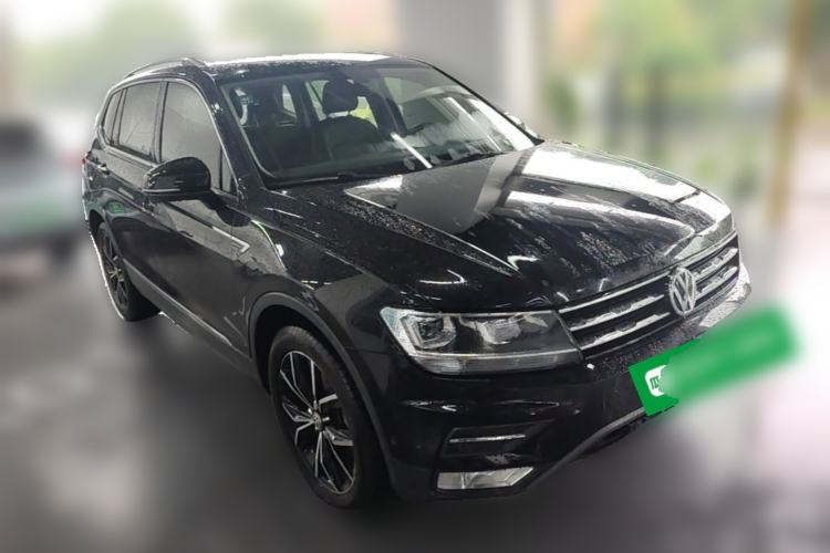 Used Volkswagen Tiguan L 2019 Revised 330TSI Automatic Two-Wheel Drive Smart & Luxury Edition China VI Standard Front Right 45 Deg