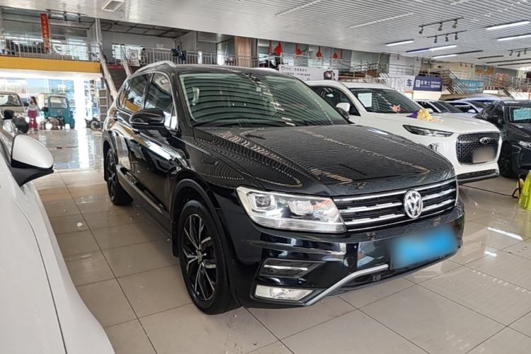 Used Volkswagen Tiguan L 2019 330TSI Automatic Two-Wheel Drive Smart Luxury Version China V Emission Standard Front Right 45 Deg