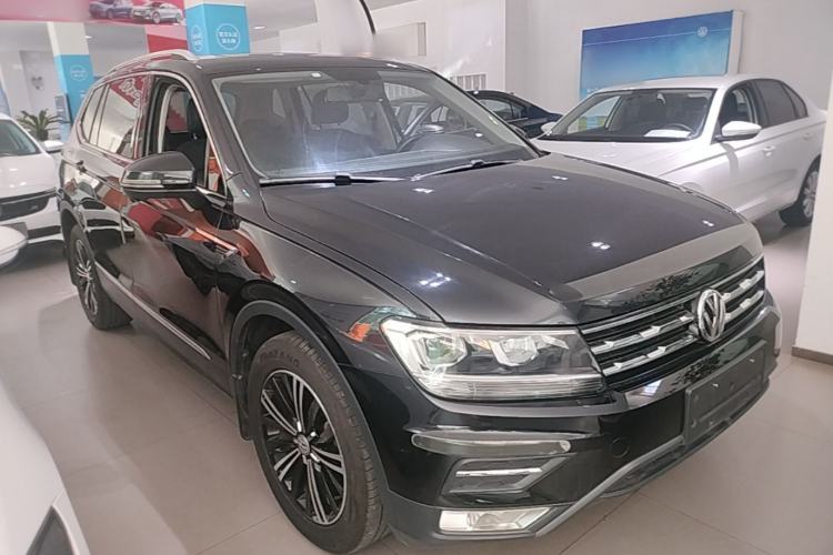 Used Volkswagen Tiguan L 2019 Updated Version 330TSI Automatic Two-Wheel Drive Panoramic Comfort Edition China VI Standard Front Right 45 Deg
