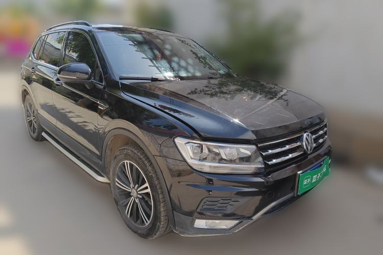Used Volkswagen Tiguan L 2019 330TSI Automatic Two-Wheel Drive Luxury Edition China VI Standard Front Right 45 Deg