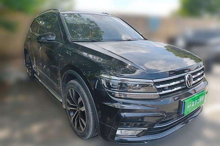 Used Volkswagen Tiguan L 2019 Revised 330TSI Automatic Two-Wheel Drive R-Line Flagship Edition China V Emission Standard Front Right 45 Deg
