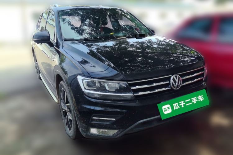Used Volkswagen Tiguan L 2019 330TSI Automatic Two-Wheel Drive Smart Luxury Version China VI Standard Front Right 45 Deg