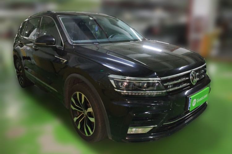 Used Volkswagen Tiguan L 2019 330TSI Automatic Two-Wheel Drive R-Line Flagship Edition China V Standard Front Right 45 Deg