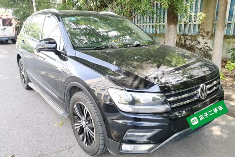 Used Volkswagen Tiguan L 2019 330TSI Automatic Two-Wheel Drive Panoramic Comfort Edition China VI Standard Front Right 45 Deg