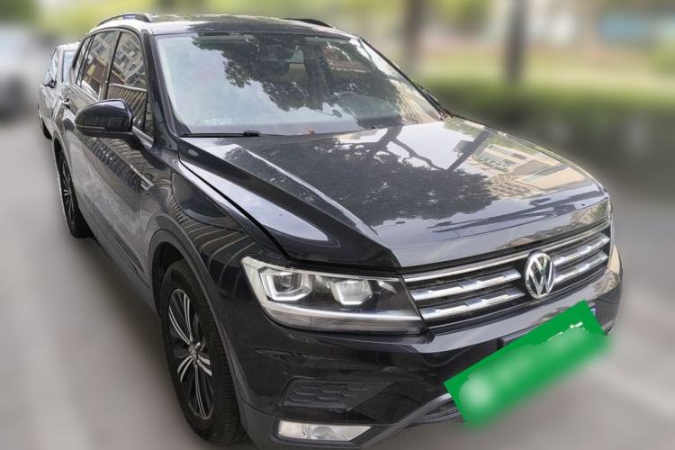 Used Volkswagen Tiguan L 2019 330TSI Automatic Two-Wheel Drive Luxury Edition China VI Standard Front Right 45 Deg
